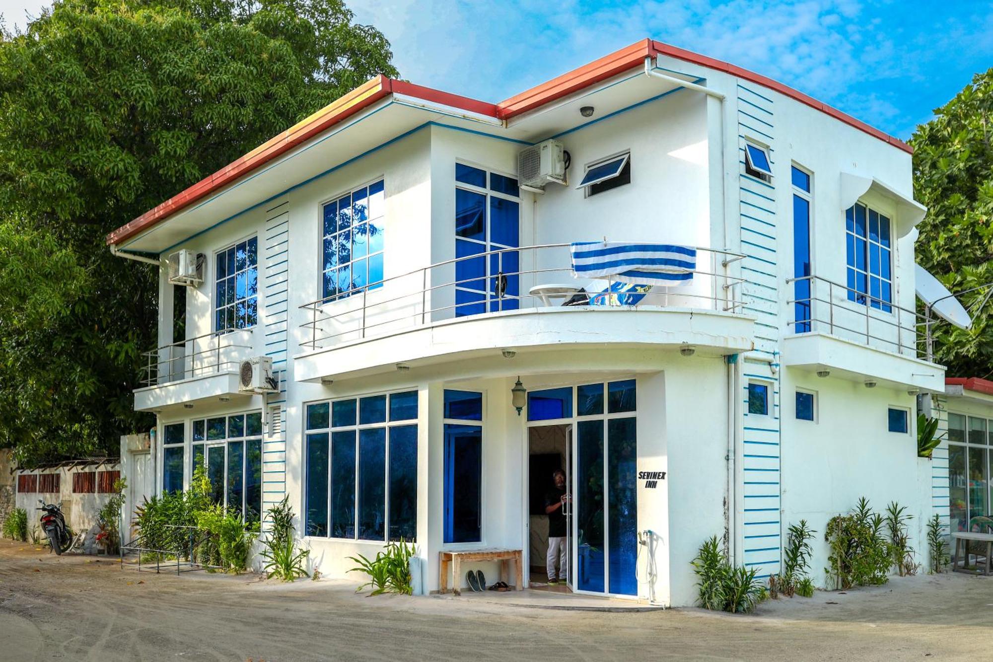 Sevinex Inn Feridhoo Exteriör bild