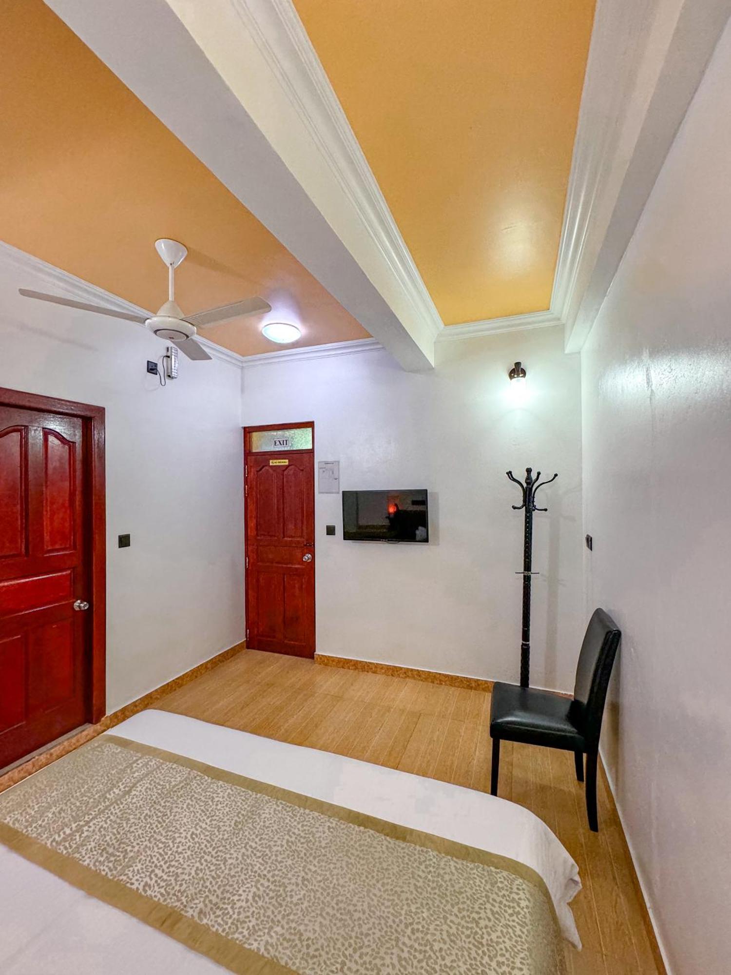 Sevinex Inn Feridhoo Exteriör bild