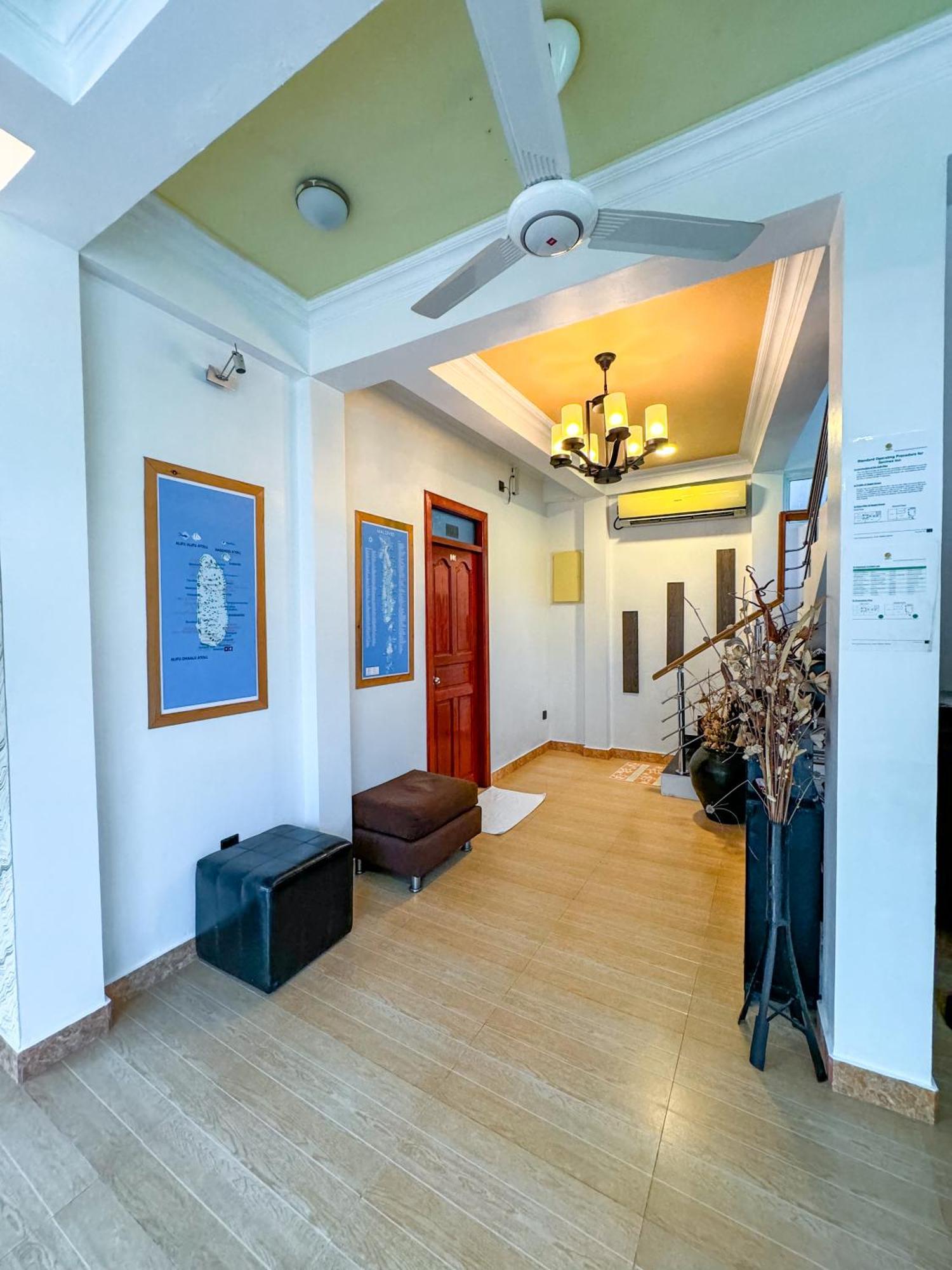 Sevinex Inn Feridhoo Exteriör bild